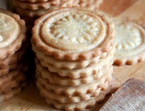 Biscotti normali alle mandorle